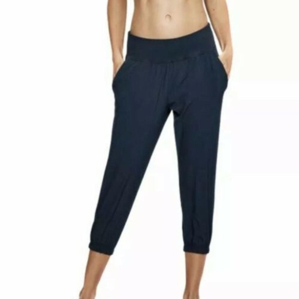 Under Armour Blue Capri Jogger Pants Size Small Cropped Athletic Sports NWT
